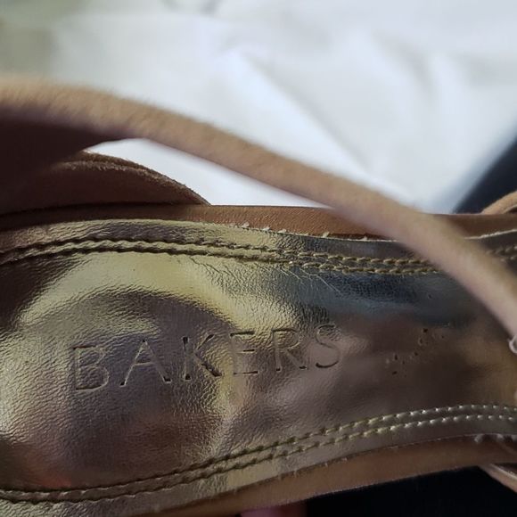 BAKERS Shoes - Picture 7 of 8